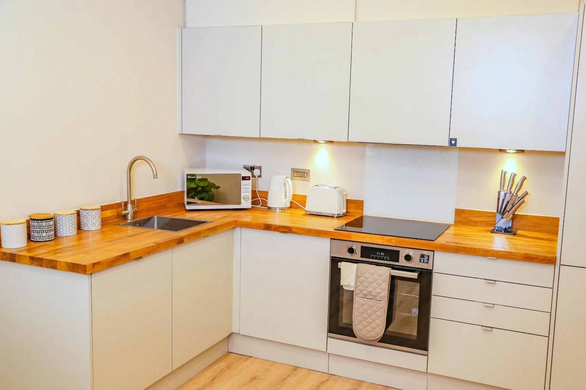 Shrewsbury Apartments By Bevolve - Free Parking Εξωτερικό φωτογραφία